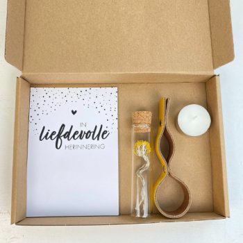 Comfort Box - Lederständer mit Gedenkleuchte und Trockenblumen